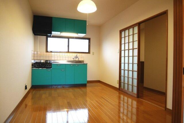 あざみのスクエアⅡの居間・リビング| 