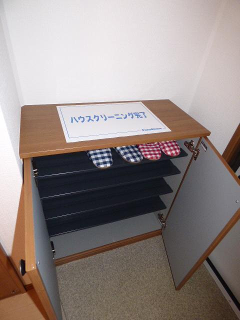 逗子市久木１丁目のアパートの収納|洋服多い方にもおすすめ♪