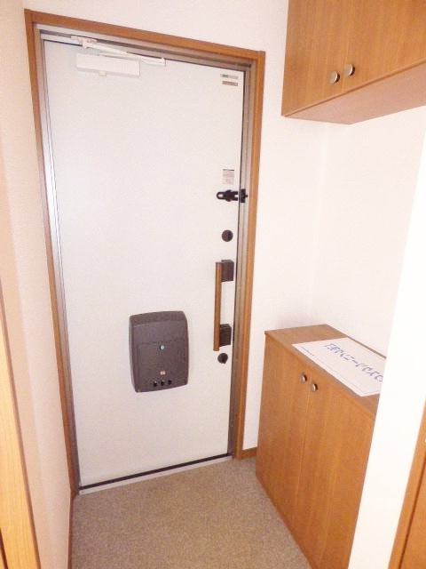 逗子市久木１丁目のアパートの玄関|お履き物が多い方にもおすすめ♪