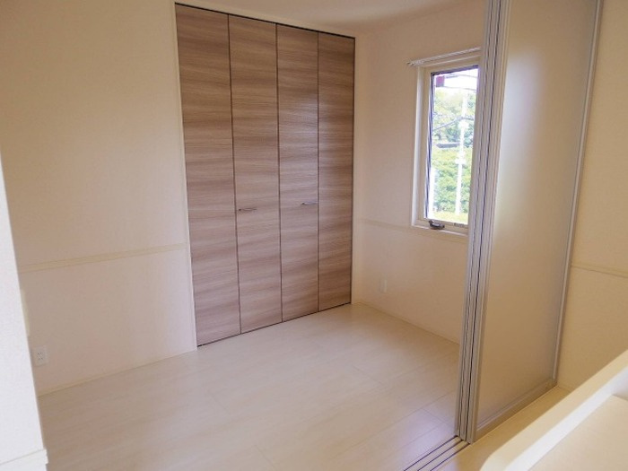 エスキーナの寝室|洋室