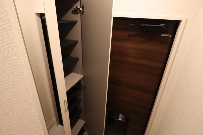 ラリュール赤塚Ⅰの玄関