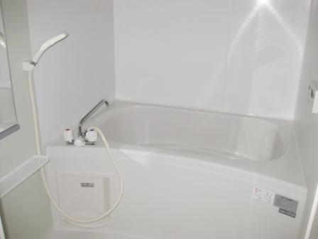 メゾン　ド　ソレイユの浴室|バス