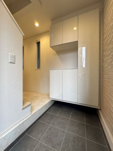 文京区大塚５丁目戸建の玄関