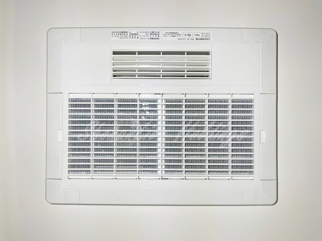 藤沢市城南１丁目のアパートの浴室