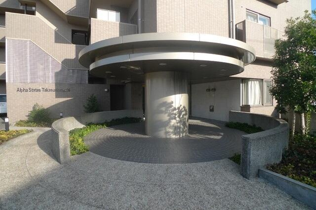 アルファステイツ高須新町のエントランス| 