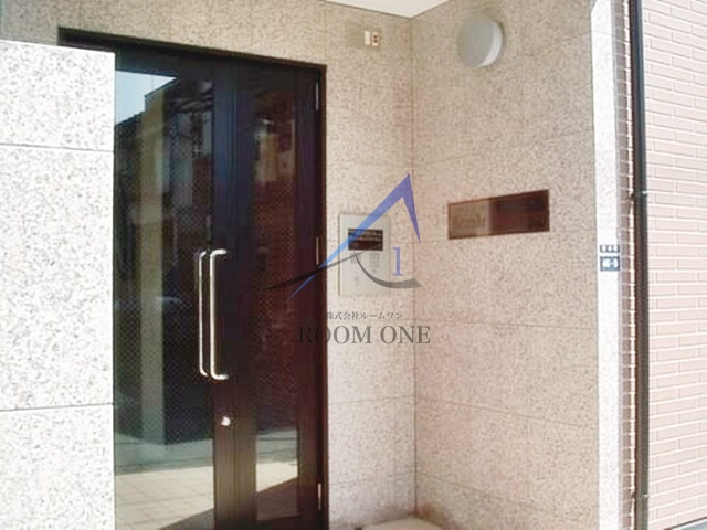 グランデ・ハナブサのエントランス|エントランスです。