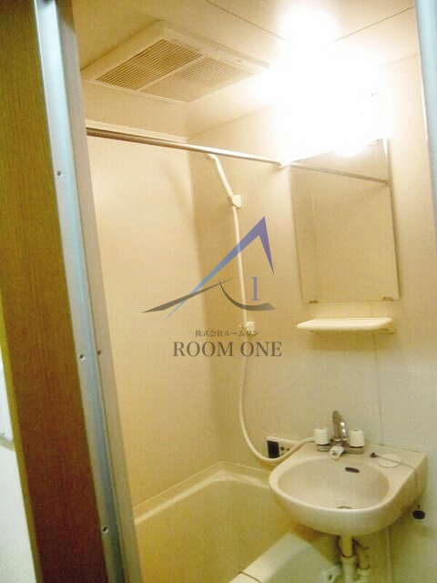 グランデ・ハナブサの浴室|お風呂です。