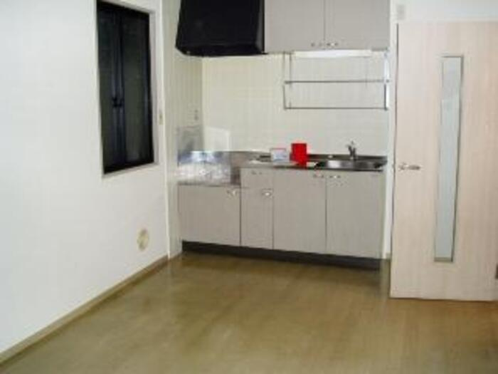 ル・ヴェール　壱･弐番館 1-のキッチン