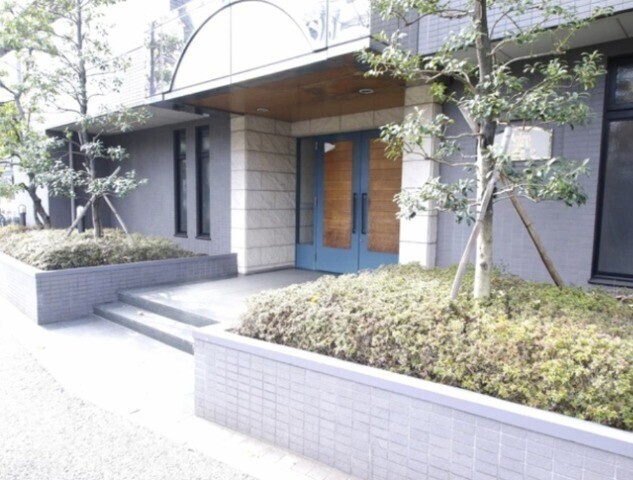 プレール高井戸のエントランス