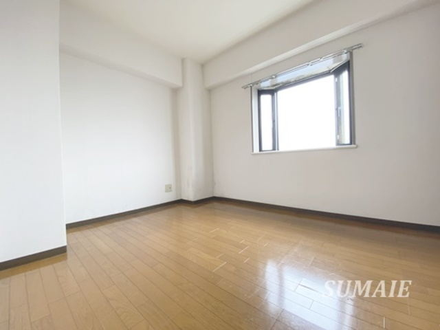 ラ・ルミエールの寝室|シンプルな内装☆