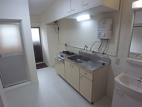 ニッシン岡本マンションのキッチン