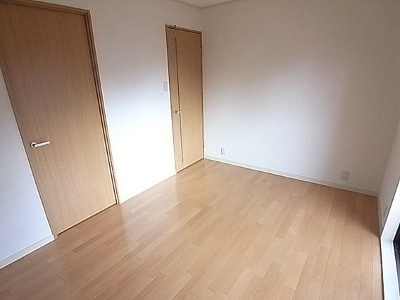 メトロハイツ花隈の居間・リビング