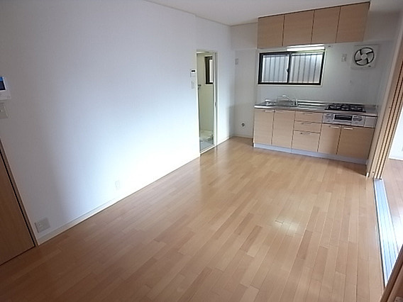 メトロハイツ花隈の居間・リビング