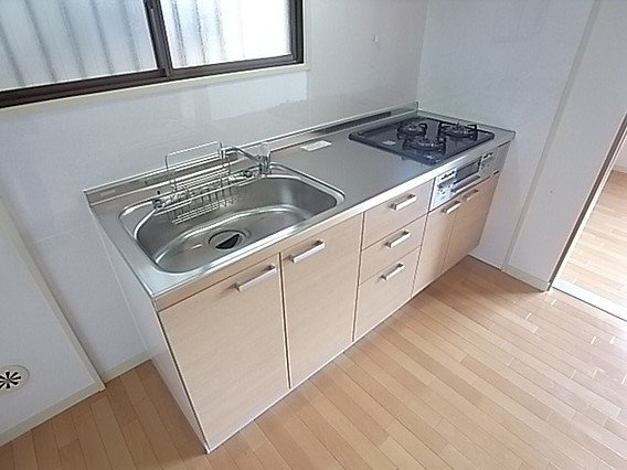 メトロハイツ花隈のキッチン