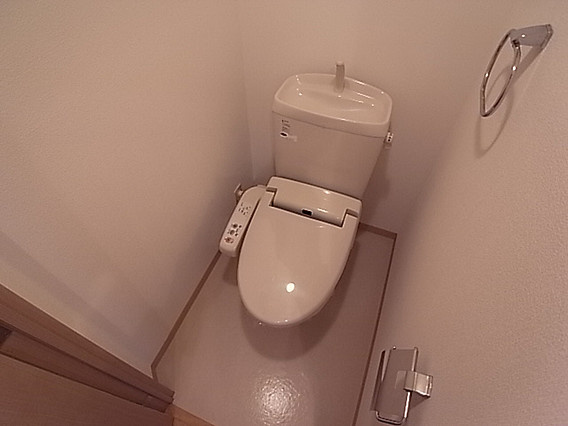 エステムコート三宮駅前ラドゥーのトイレ