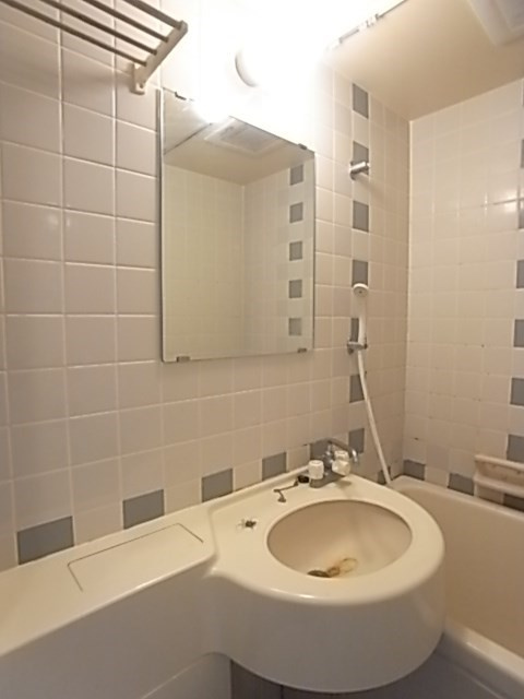 ラ・セーヌ六甲の洗面所