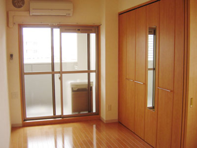 No.51 PROJECT2100日赤通りの内装