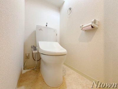 【トイレ】 | ロイヤルピジョン岩塚 | ゆったりとした空間のトイレです