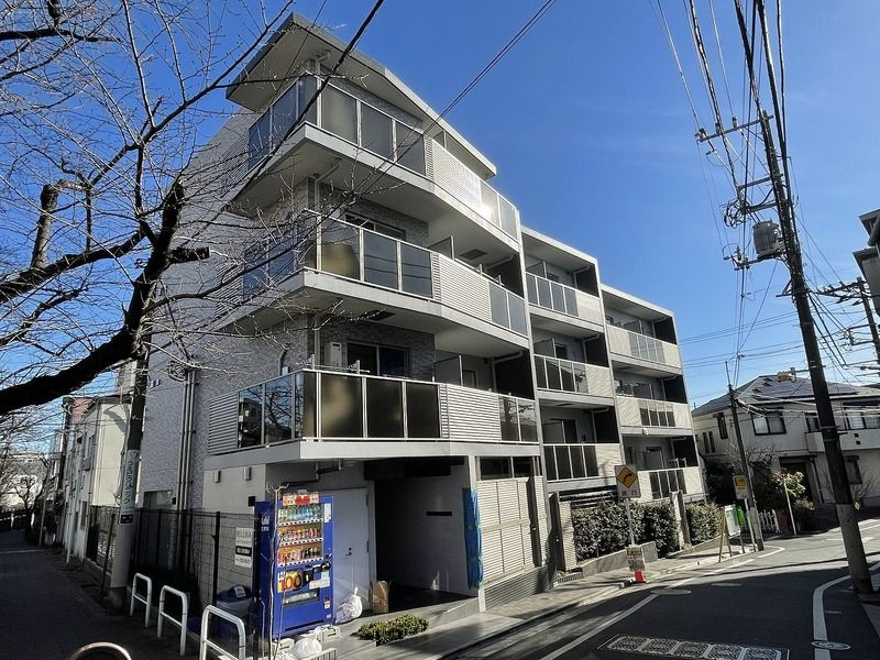 RELUXIA板橋区役所前の外観