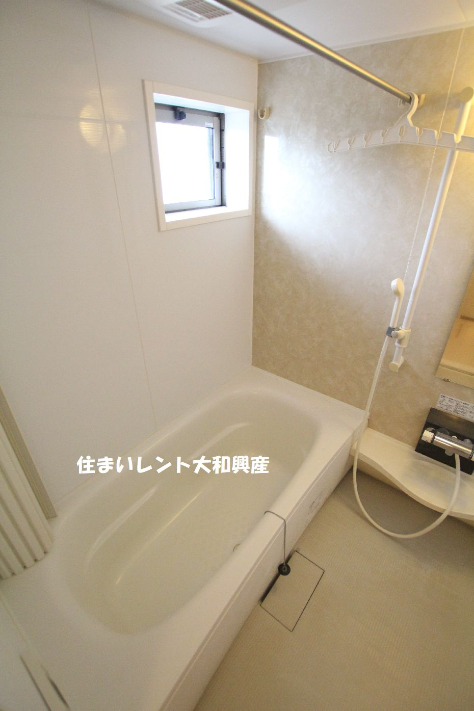 サンフレア東林間の浴室