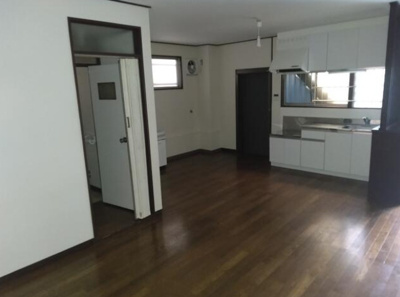 【居間・リビング】 | 内田ビル | おしゃれなリビングです