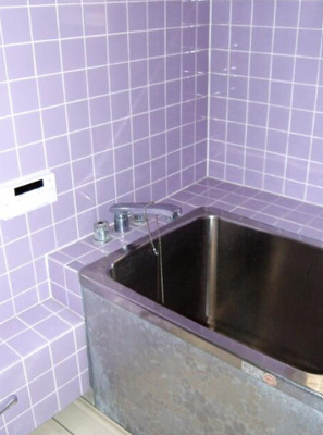 【浴室】 | 内田ビル | コンパクトで使いやすいお風呂です