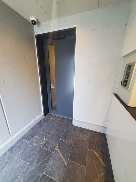 ＡＶＡＮＣＥ　ＩＳＳＨＡのエントランス