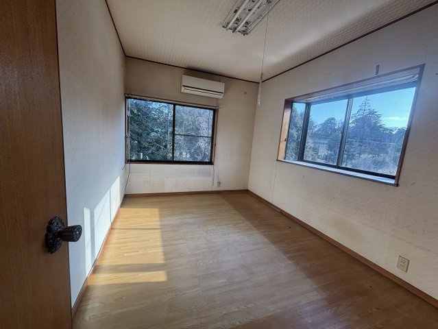 柏市中新宿　◎ゴルフクラブ近くの中古物件◎の洋室