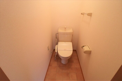 【トイレ】 | ヴェルドミール 弐番館 | トイレ 温水洗浄暖房便座