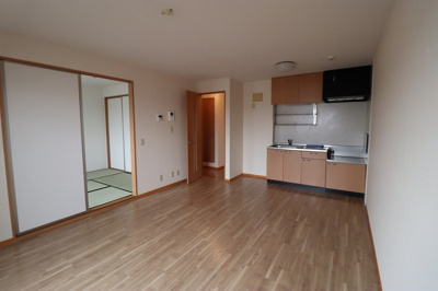 【居間・リビング】 | ヴェルドミール 弐番館 | リビングルーム