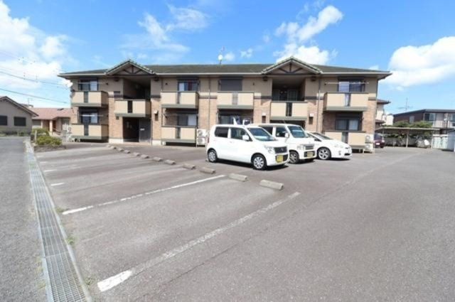 ハイツマールコリーナの駐車場|駐車場