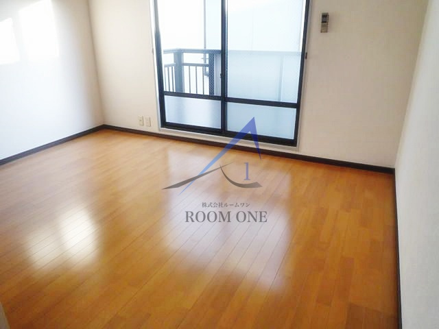 ビーラインＮの居間・リビング|洋室のお部屋です。