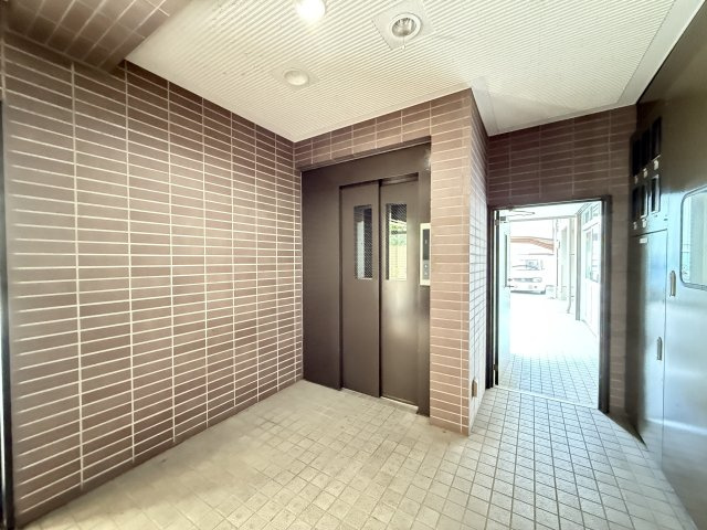 サンハイツ上町（１）のロビー