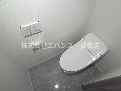 【トイレ】 | ラ・パートメント本千葉 | ゆったりとした空間のトイレです