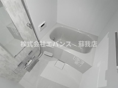 【浴室】 | ラ・パートメント本千葉 | 落ち着いた空間のお風呂です