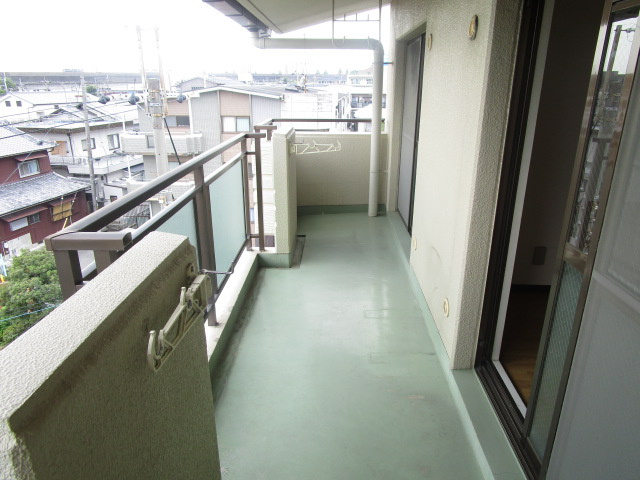 メゾン辻のバルコニー