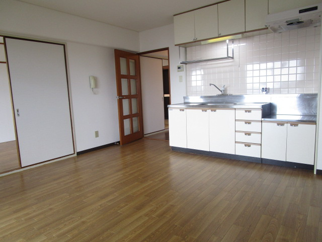 メゾン辻の居間・リビング