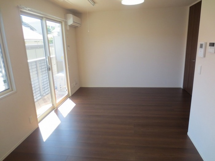 グラン・プラース Ｆの居間・リビング|居室・リビング