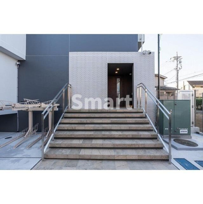 【エントランス】 | ウェルスクエア新高円寺