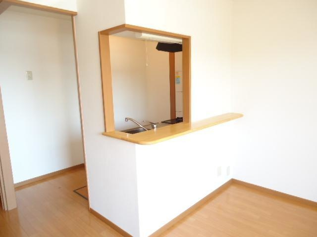 プレステージ東根のキッチン|カウンターキッチン