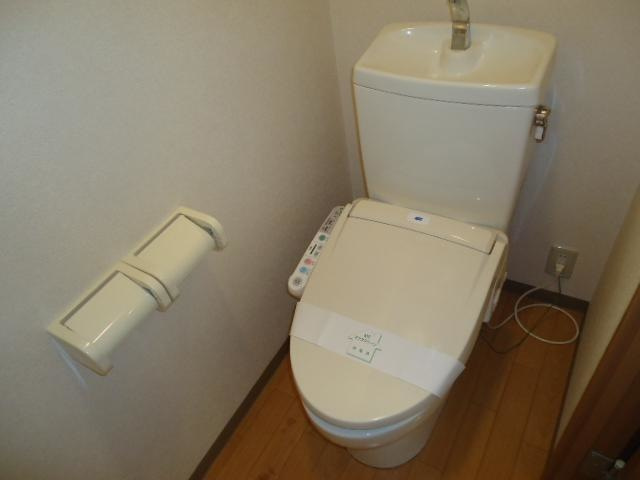 プレステージ東根のトイレ|シャワー付トイレ