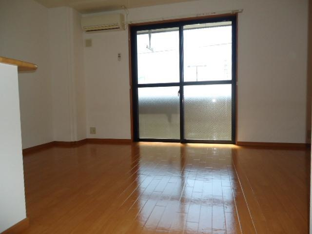 プレステージ東根の内装|リビング