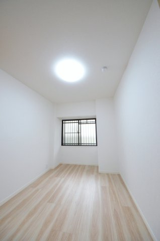 藤和猫屋町ハイタウンの洋室|全居室収納スペース有
お部屋が広く綺麗に使えます