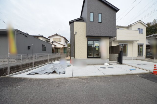 深江二丁目の駐車場|前面道路は交通量が少なく駐車楽々
駐車は2台可能です