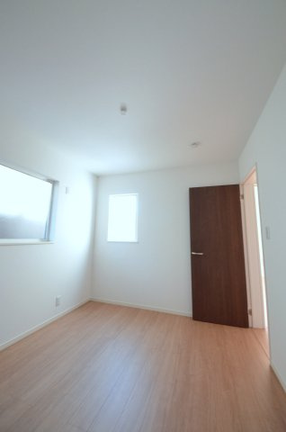 阿品二丁目の洋室|全居室収納スペース有、お部屋が広く綺麗に使えます