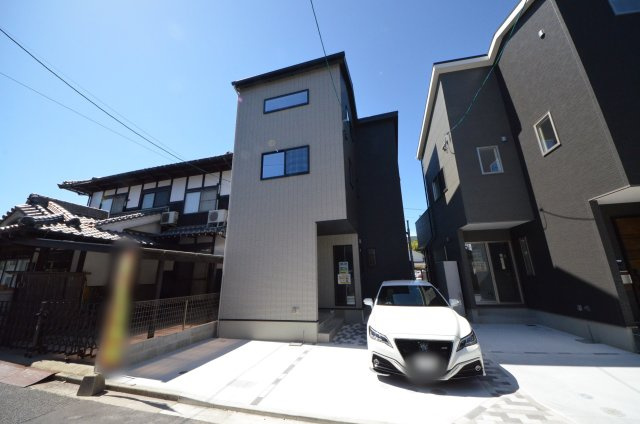 阿品二丁目の外観|当日内覧可能です
お急ぎの方はお電話下さい