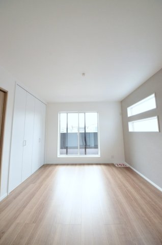 宮島口西三丁目のその他|全居室収納スペース有、お部屋が広く綺麗に使えます