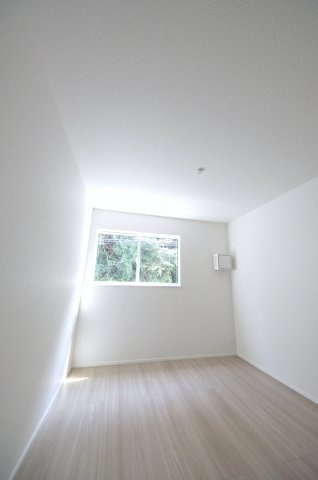 宮内字西畑口の洋室|全居室収納スペース有、お部屋が広く綺麗に使えます