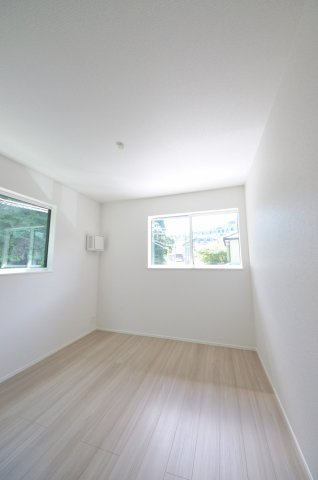 宮内字西畑口の洋室|全居室収納スペース有、お部屋が広く綺麗に使えます