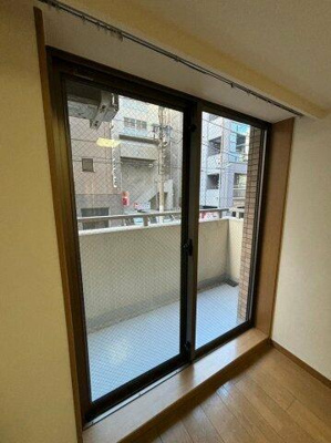 【バルコニー】 | エスコート日本橋人形町 |  